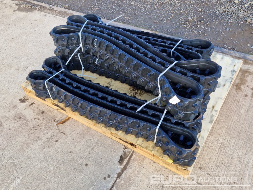 Unused Rubber Tracks to suit Mini Excavator (8 of) - Kette: das Bild 2 Unused Rubber Tracks to suit Mini Excavator (8 of) - Kette: das Bild 2