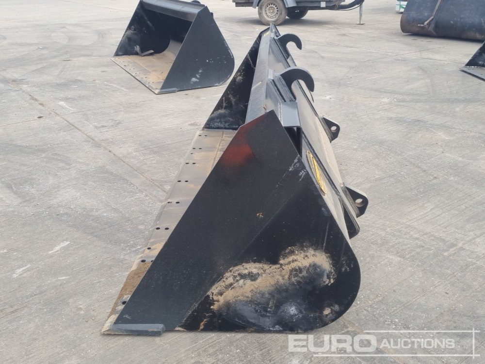 Unused Strickland 90" Loading Bucket to suit JCB Telehandler - Schaufel: das Bild 2 Unused Strickland 90" Loading Bucket to suit JCB Telehandler - Schaufel: das Bild 2