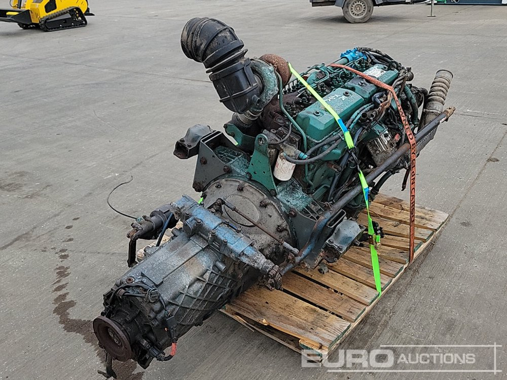 Volvo 6 Cylinder Engine, Gearbox - Motor: das Bild 5 Volvo 6 Cylinder Engine, Gearbox - Motor: das Bild 5