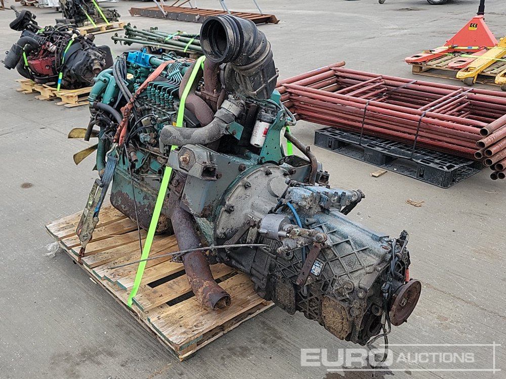 Volvo 6 Cylinder Engine, Gearbox - Motor: das Bild 3 Volvo 6 Cylinder Engine, Gearbox - Motor: das Bild 3