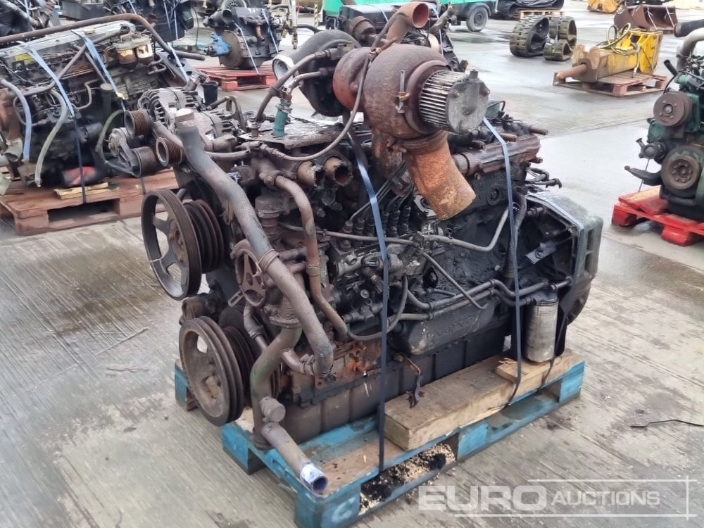 Volvo 6 Cylinder Engine - Motor: das Bild 1 Volvo 6 Cylinder Engine - Motor: das Bild 1