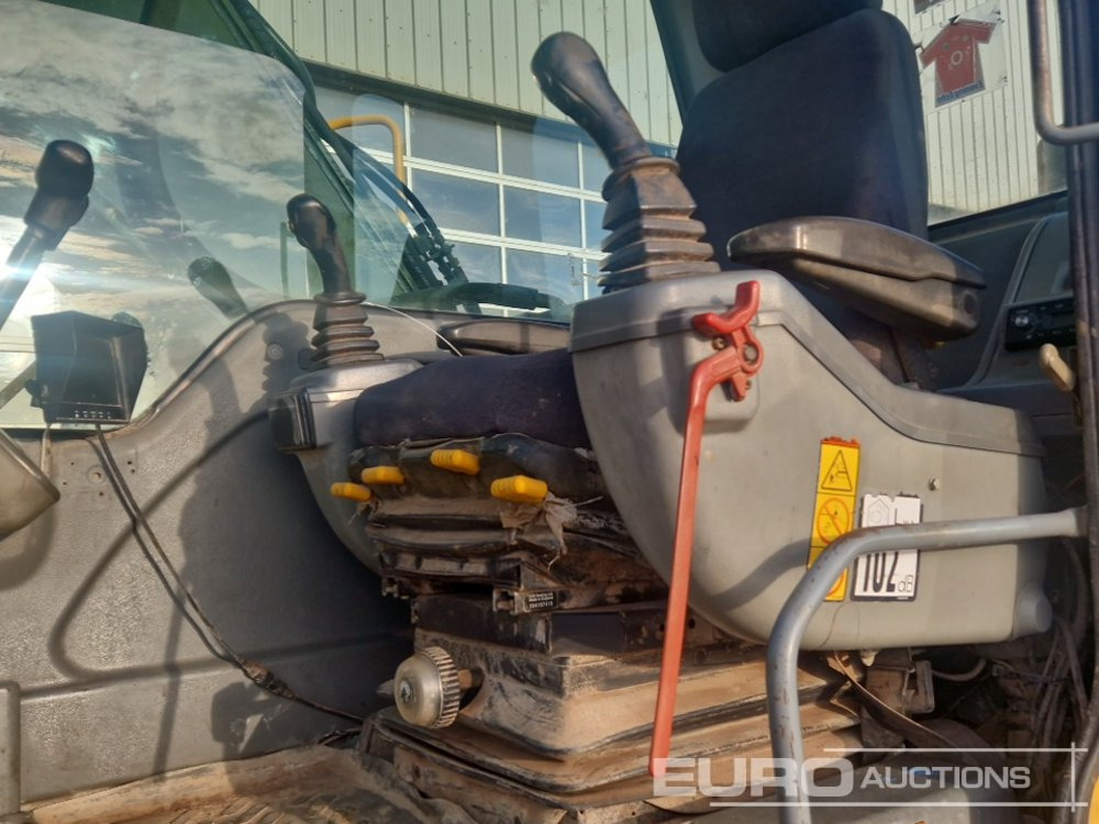 Kettenbagger Volvo EC210BLC: das Bild 38