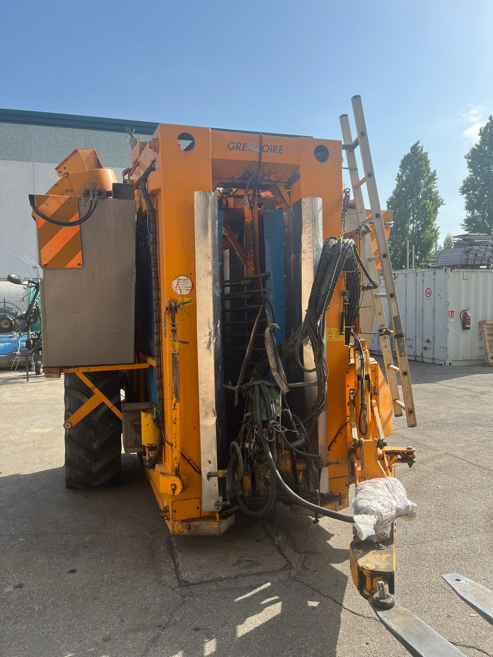 Vendemmiatrice usata Grégoire G60I - Traubenvollernter: das Bild 4 Vendemmiatrice usata Grégoire G60I - Traubenvollernter: das Bild 4