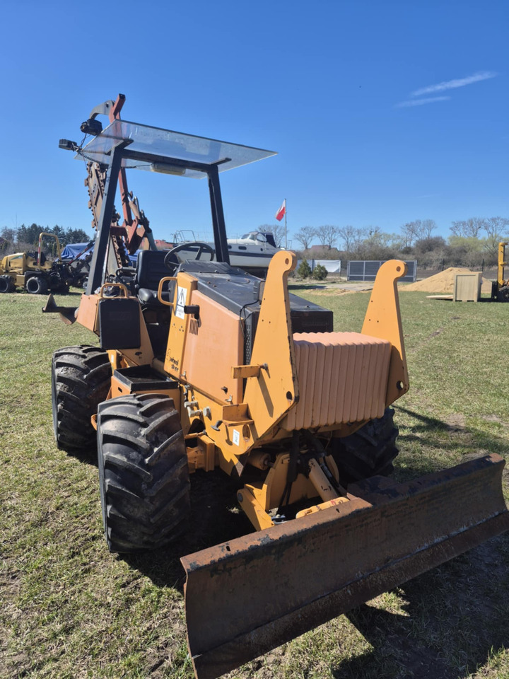 Case 560 - Grabenbagger/ Grabenfräse: das Bild 2 Case 560 - Grabenbagger/ Grabenfräse: das Bild 2