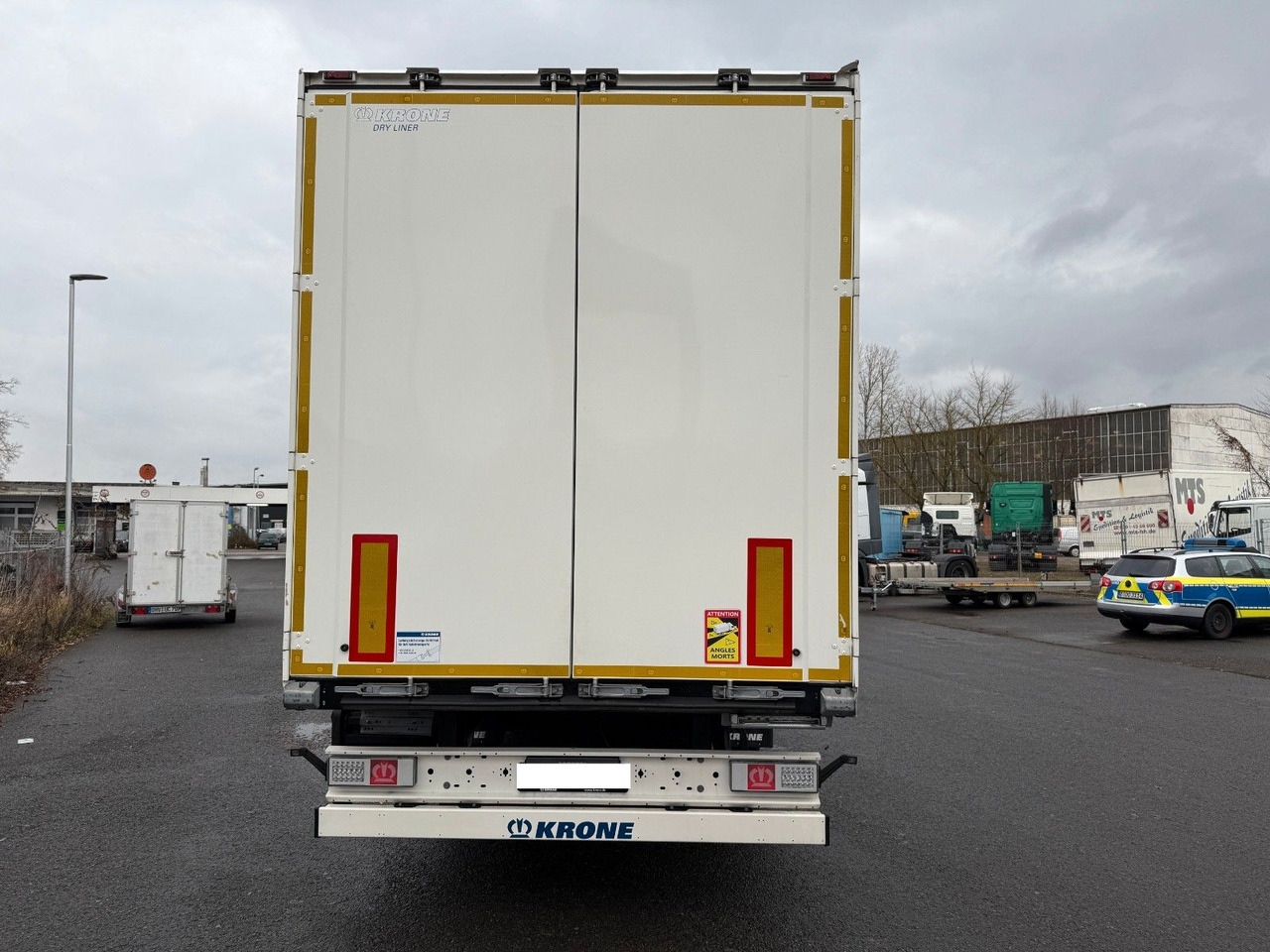 Krone SD/KOFFER/LIFTACHSE - Koffer Auflieger: das Bild 5 Krone SD/KOFFER/LIFTACHSE - Koffer Auflieger: das Bild 5