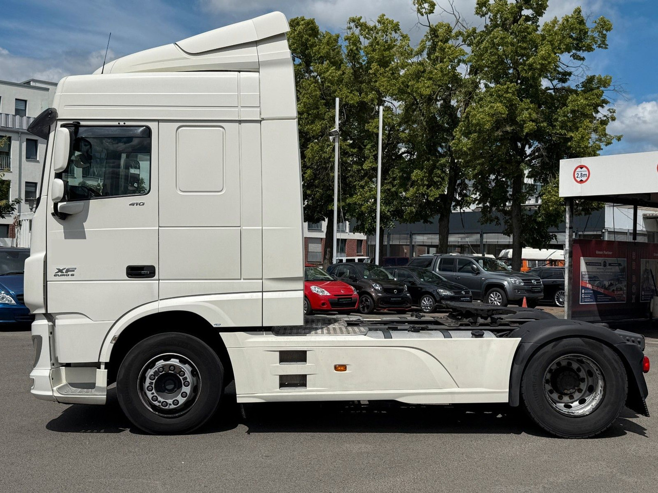 DAF XF 410 Space Cab - Sattelzugmaschine: das Bild 2 DAF XF 410 Space Cab - Sattelzugmaschine: das Bild 2