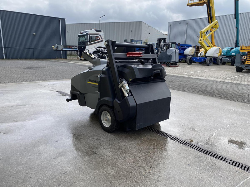 Kärcher KM 105/110 R Bp, Veegmachine, hoogkieper - Kehrmaschine: das Bild 4 Kärcher KM 105/110 R Bp, Veegmachine, hoogkieper - Kehrmaschine: das Bild 4