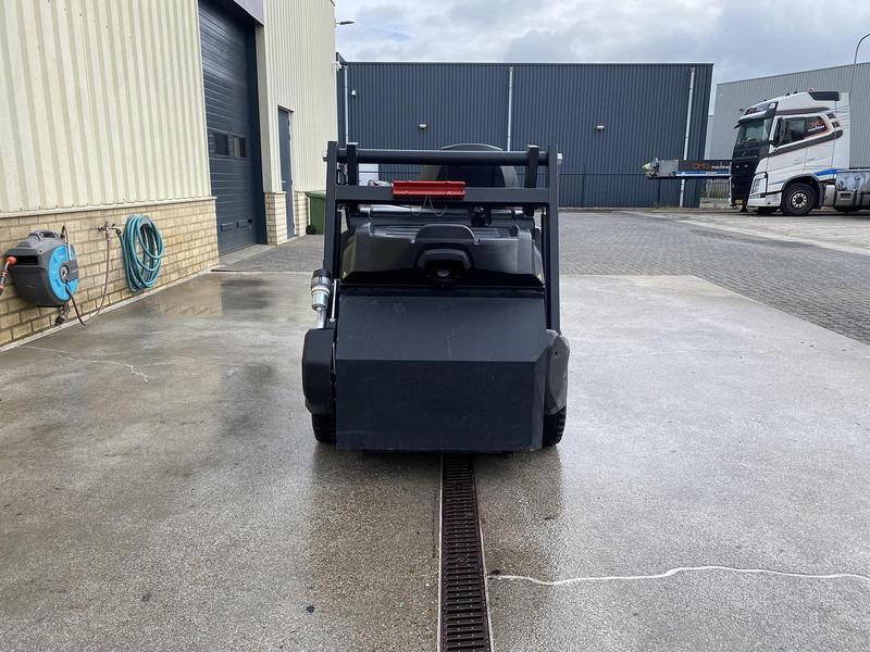 Kärcher KM 105/110 R Bp, Veegmachine, hoogkieper - Kehrmaschine: das Bild 3 Kärcher KM 105/110 R Bp, Veegmachine, hoogkieper - Kehrmaschine: das Bild 3