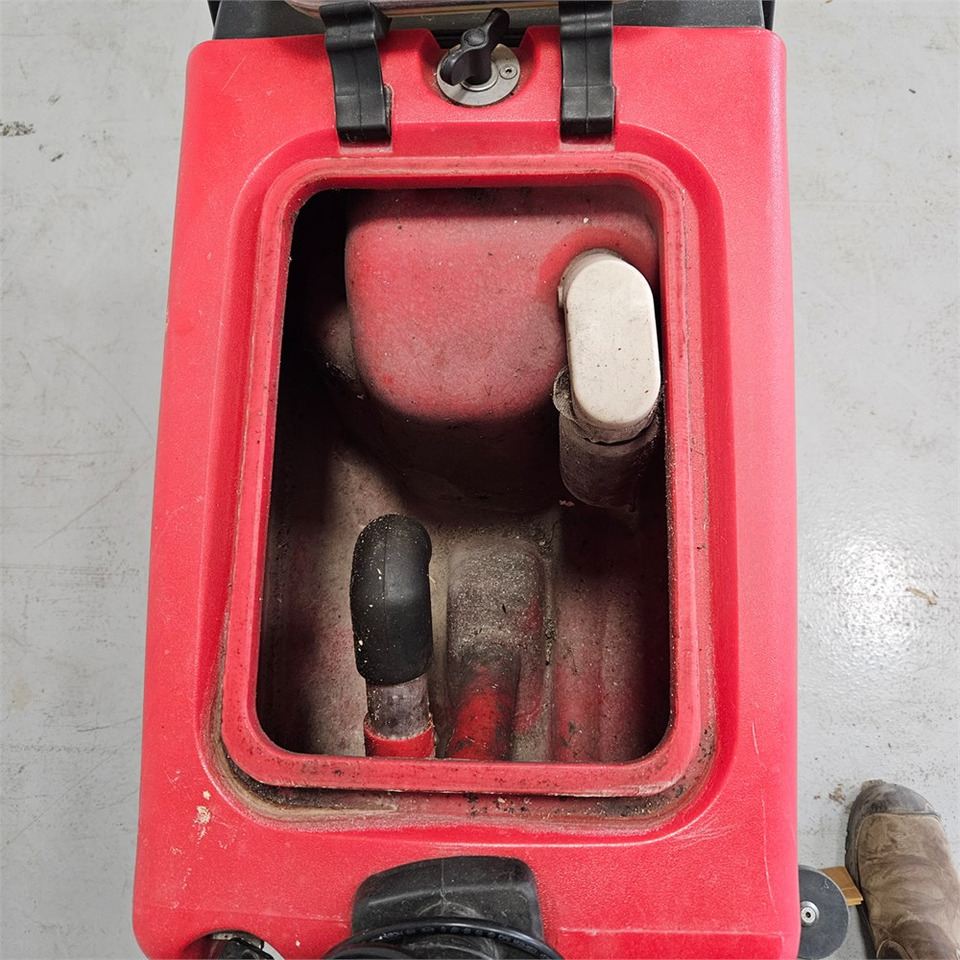 Scheuersaugmaschine ABC RA 501 IBC: das Bild 17 Scheuersaugmaschine ABC RA 501 IBC: das Bild 17