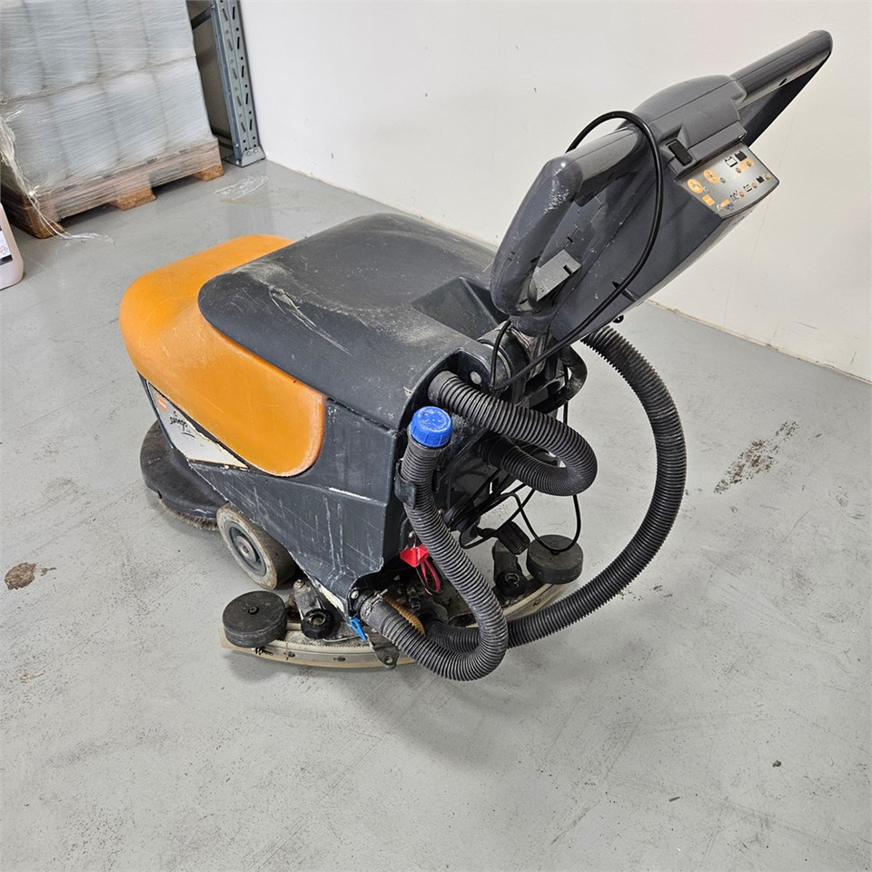 ABC Swingo 450B - Scheuersaugmaschine: das Bild 4 ABC Swingo 450B - Scheuersaugmaschine: das Bild 4