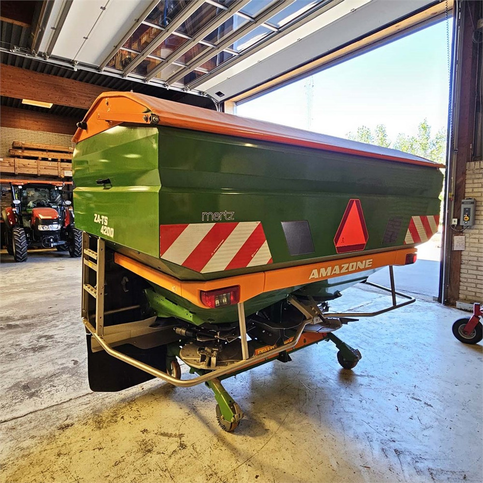 Amazone ZA-TS 4200 - Düngetechnik: das Bild 5 Amazone ZA-TS 4200 - Düngetechnik: das Bild 5