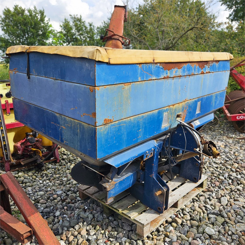 Bogballe E 1500 - Düngetechnik: das Bild 1 Bogballe E 1500 - Düngetechnik: das Bild 1