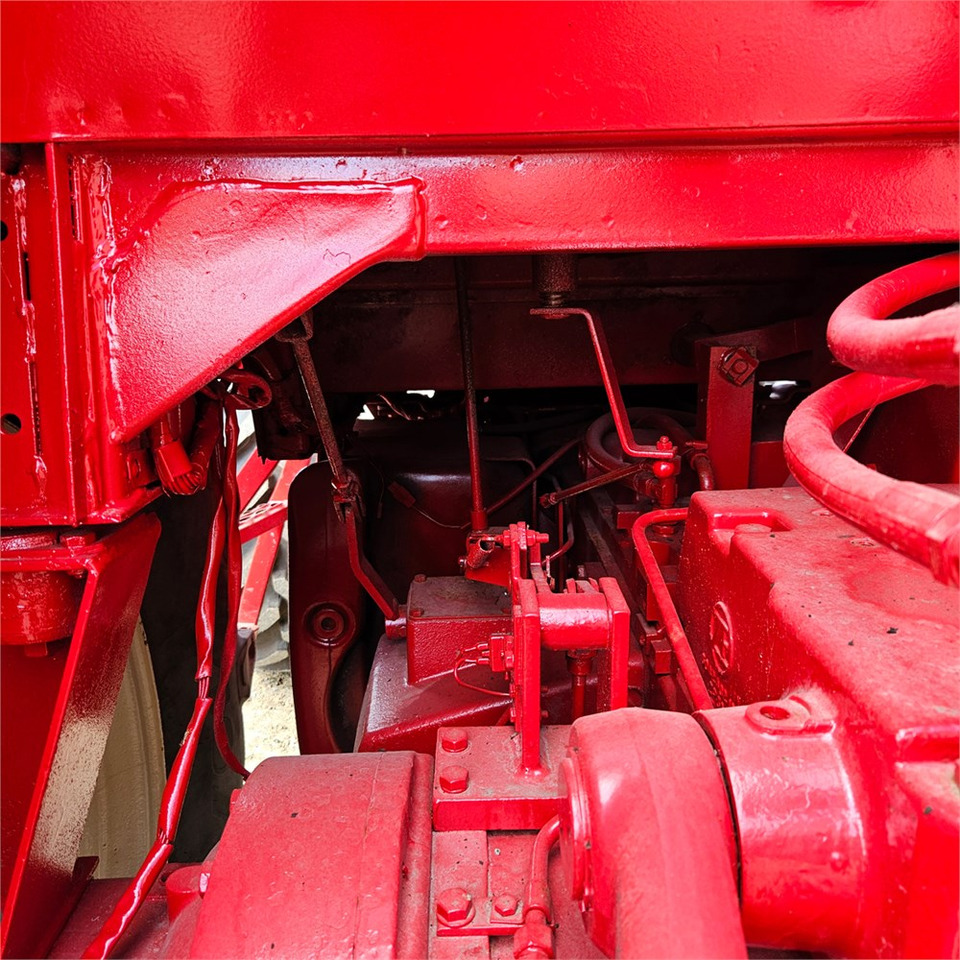 Traktor CASE IH 1255 XL: das Bild 28
