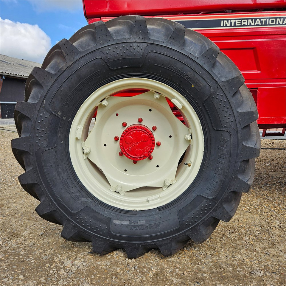 Traktor CASE IH 1255 XL: das Bild 38