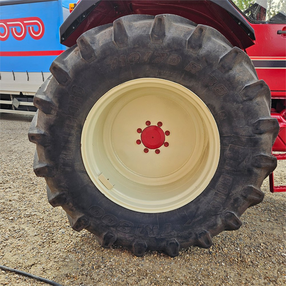 Traktor CASE IH 1255 XL: das Bild 40