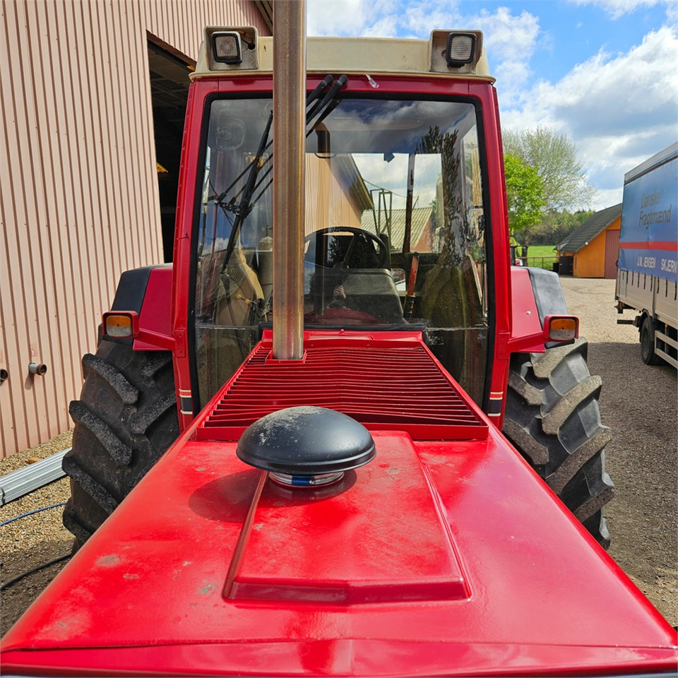 Traktor CASE IH 1255 XL: das Bild 27