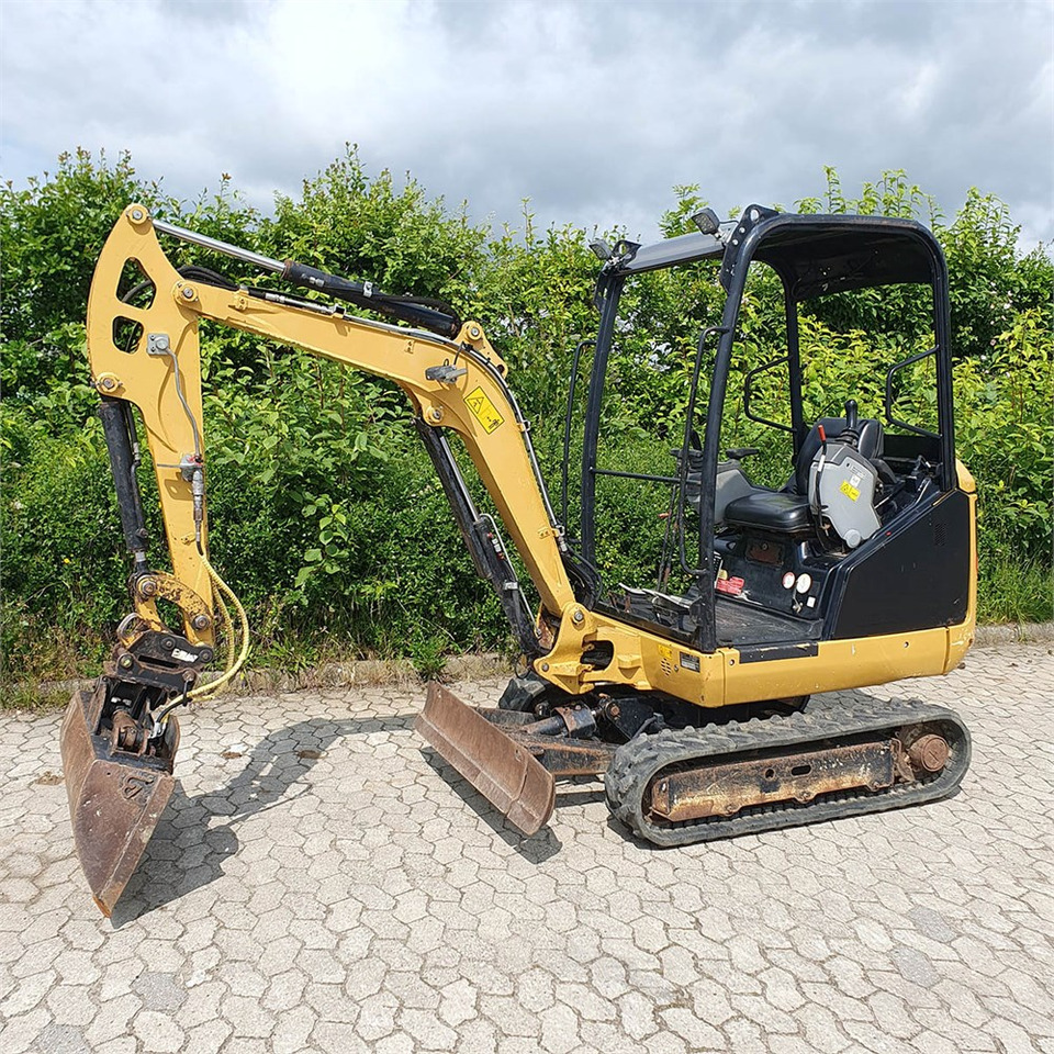 Caterpillar 301.7 D - Minibagger: das Bild 1 Caterpillar 301.7 D - Minibagger: das Bild 1