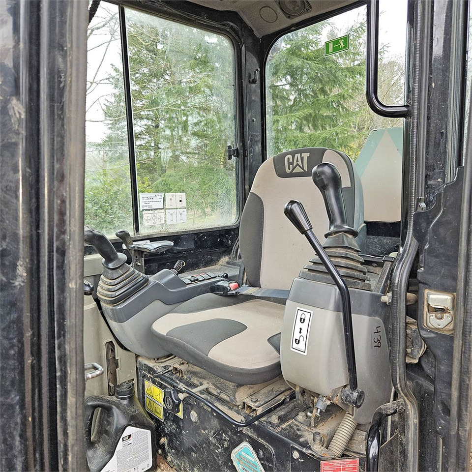 Minibagger Caterpillar Cat 305D CR: das Bild 10
