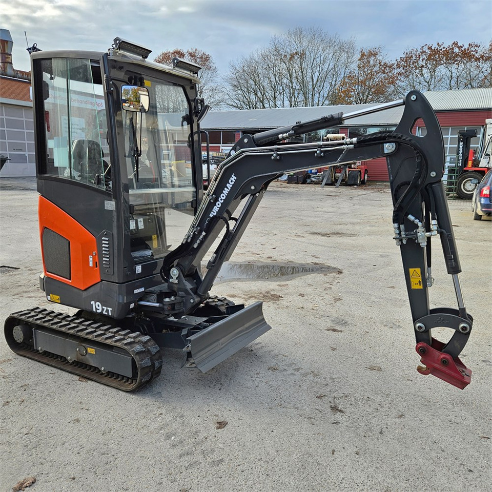 Eurocomach 19 ZT - Minibagger: das Bild 1 Eurocomach 19 ZT - Minibagger: das Bild 1