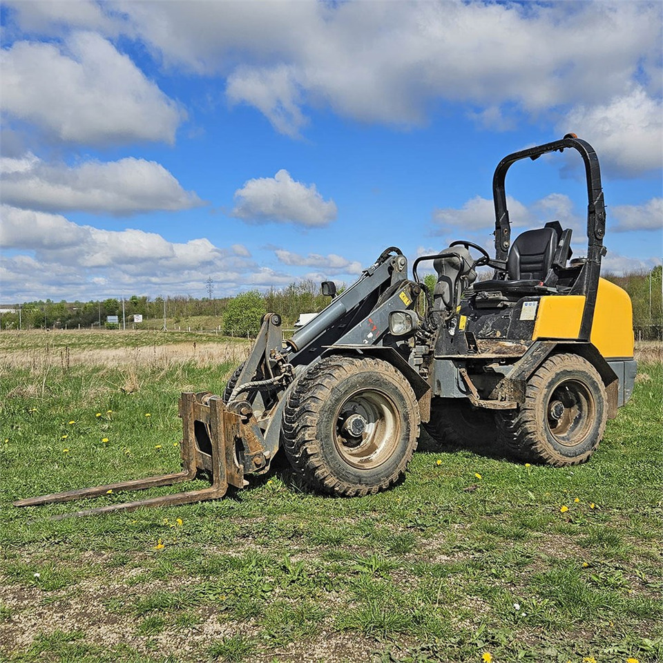 Giant V452T X-TRA HD - Kompaktlader: das Bild 1 Giant V452T X-TRA HD - Kompaktlader: das Bild 1