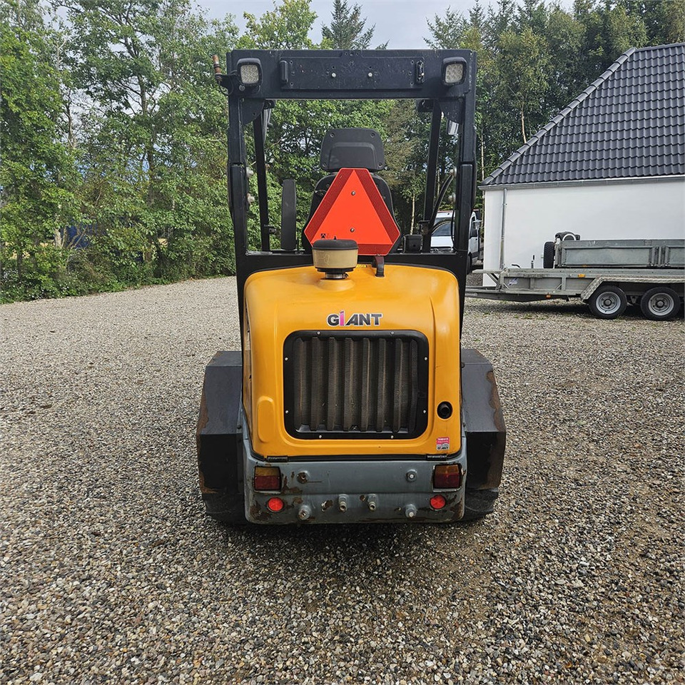 Giant V452T X-TRA HD - Radlader: das Bild 5 Giant V452T X-TRA HD - Radlader: das Bild 5