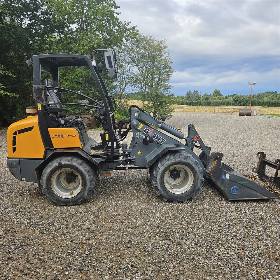 Giant V452T X-TRA HD - Radlader: das Bild 1 Giant V452T X-TRA HD - Radlader: das Bild 1