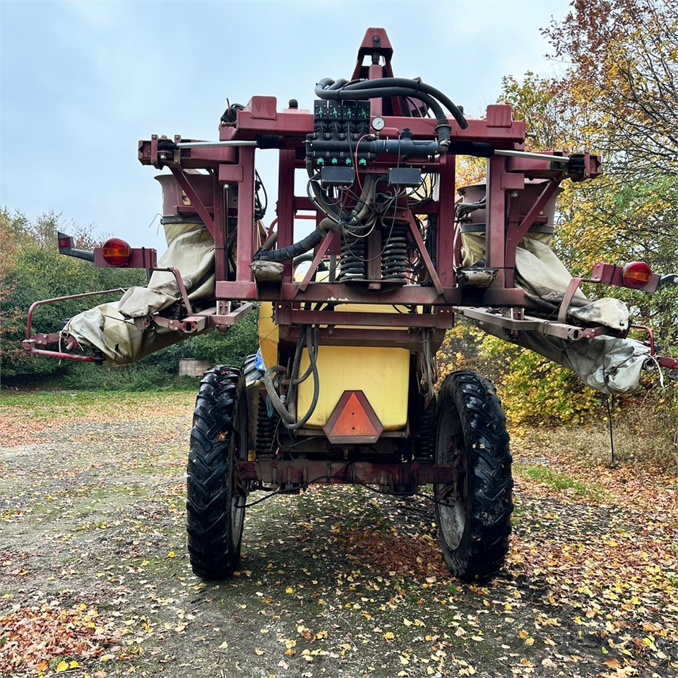 Hardi -Twin cm plus 32 - Pflanzenschutzspritze: das Bild 5 Hardi -Twin cm plus 32 - Pflanzenschutzspritze: das Bild 5