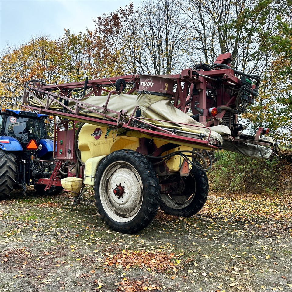 Hardi -Twin cm plus 32 - Pflanzenschutzspritze: das Bild 4 Hardi -Twin cm plus 32 - Pflanzenschutzspritze: das Bild 4