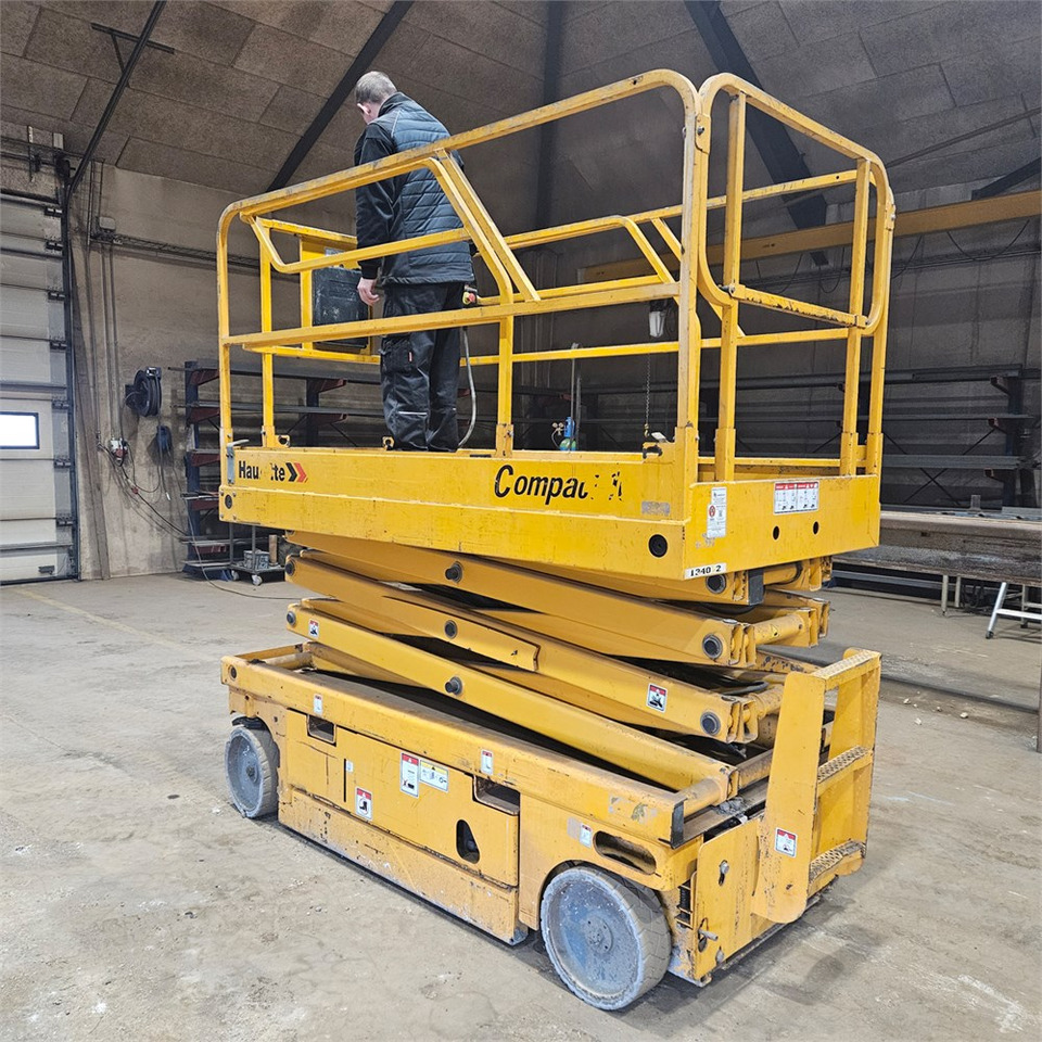 Haulotte Ciseaux Compact 10 - Scherenbühne: das Bild 3 Haulotte Ciseaux Compact 10 - Scherenbühne: das Bild 3