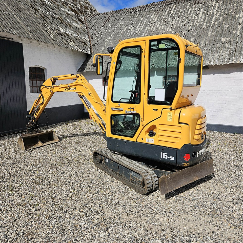 Hyundai Robex 16-9 - Minibagger: das Bild 3 Hyundai Robex 16-9 - Minibagger: das Bild 3