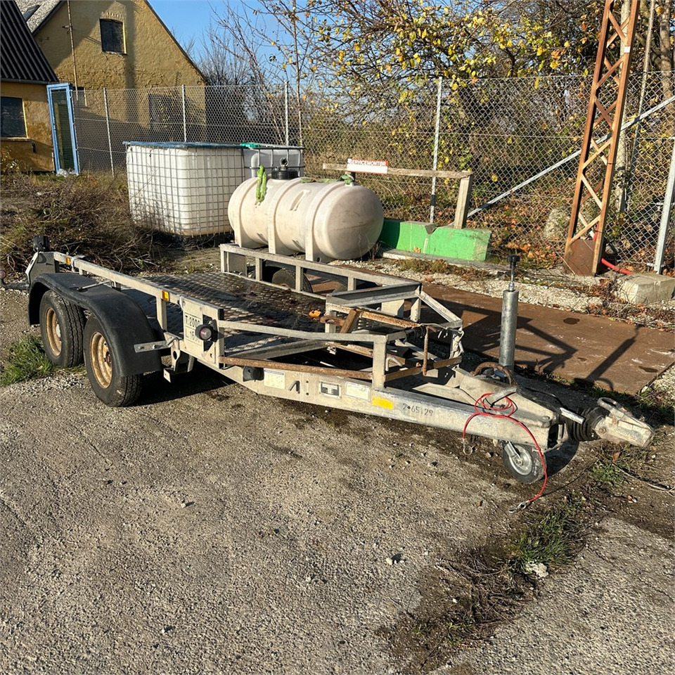 Ifor Williams 4 - PKW Anhänger: das Bild 1 Ifor Williams 4 - PKW Anhänger: das Bild 1