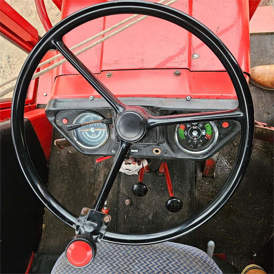 Traktor International IH 946: das Bild 14