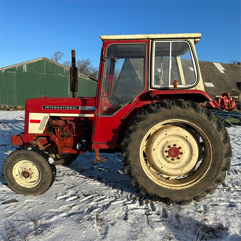 International IH I - 574 - Traktor: das Bild 3 International IH I - 574 - Traktor: das Bild 3