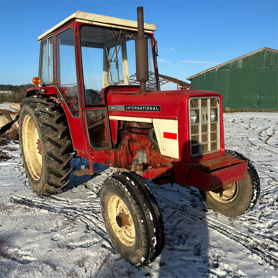 International IH I - 574 - Traktor: das Bild 4 International IH I - 574 - Traktor: das Bild 4