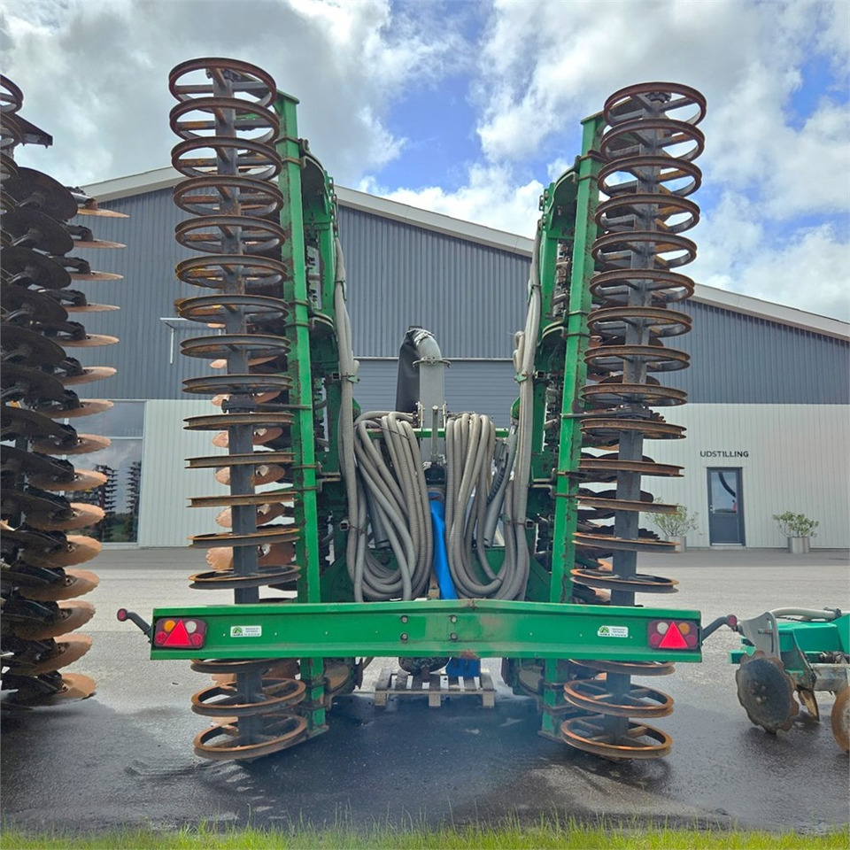 Intertech 7 m - Düngetechnik: das Bild 1 Intertech 7 m - Düngetechnik: das Bild 1