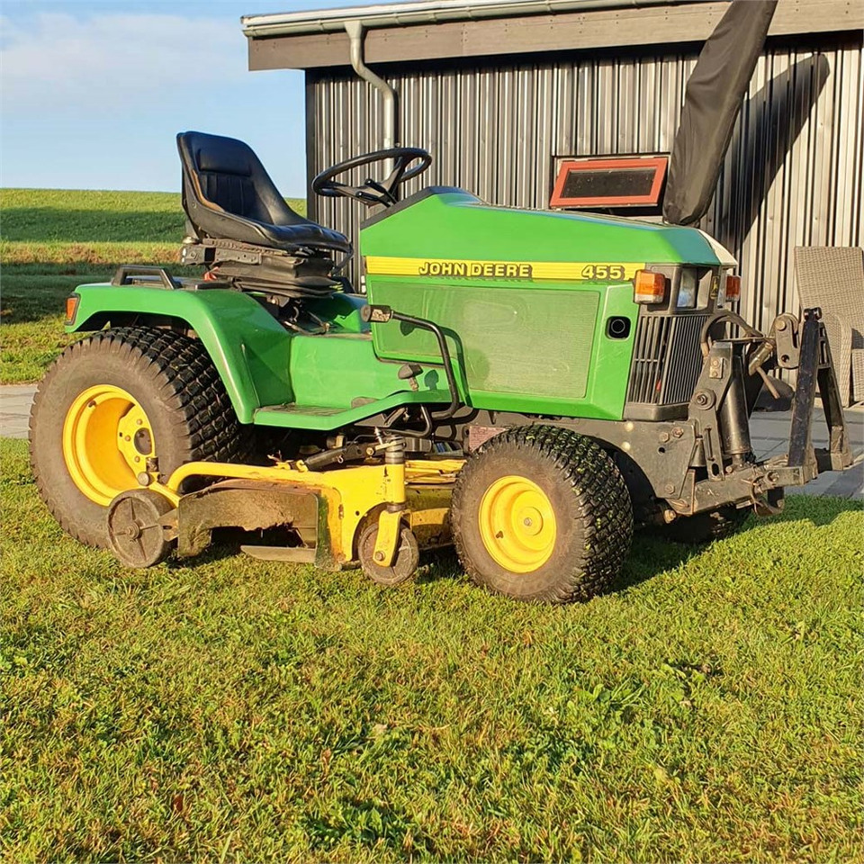 John Deere 455 - Rasenmäher: das Bild 3 John Deere 455 - Rasenmäher: das Bild 3