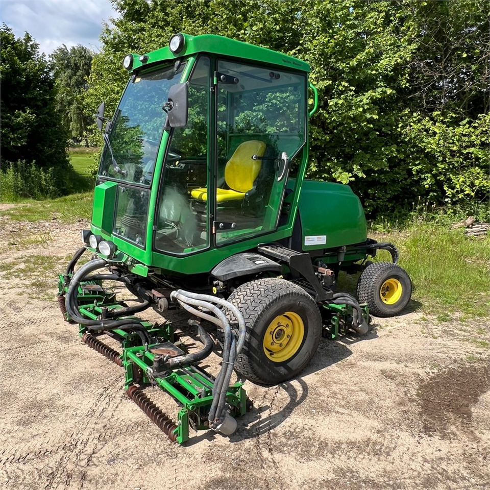 John Deere 8700 PC FM - Rasenmäher: das Bild 3 John Deere 8700 PC FM - Rasenmäher: das Bild 3