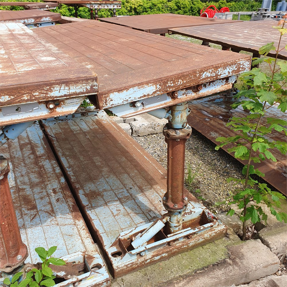 Kimex 3 m x 3 m - Tunnelbohrmaschine: das Bild 1 Kimex 3 m x 3 m - Tunnelbohrmaschine: das Bild 1