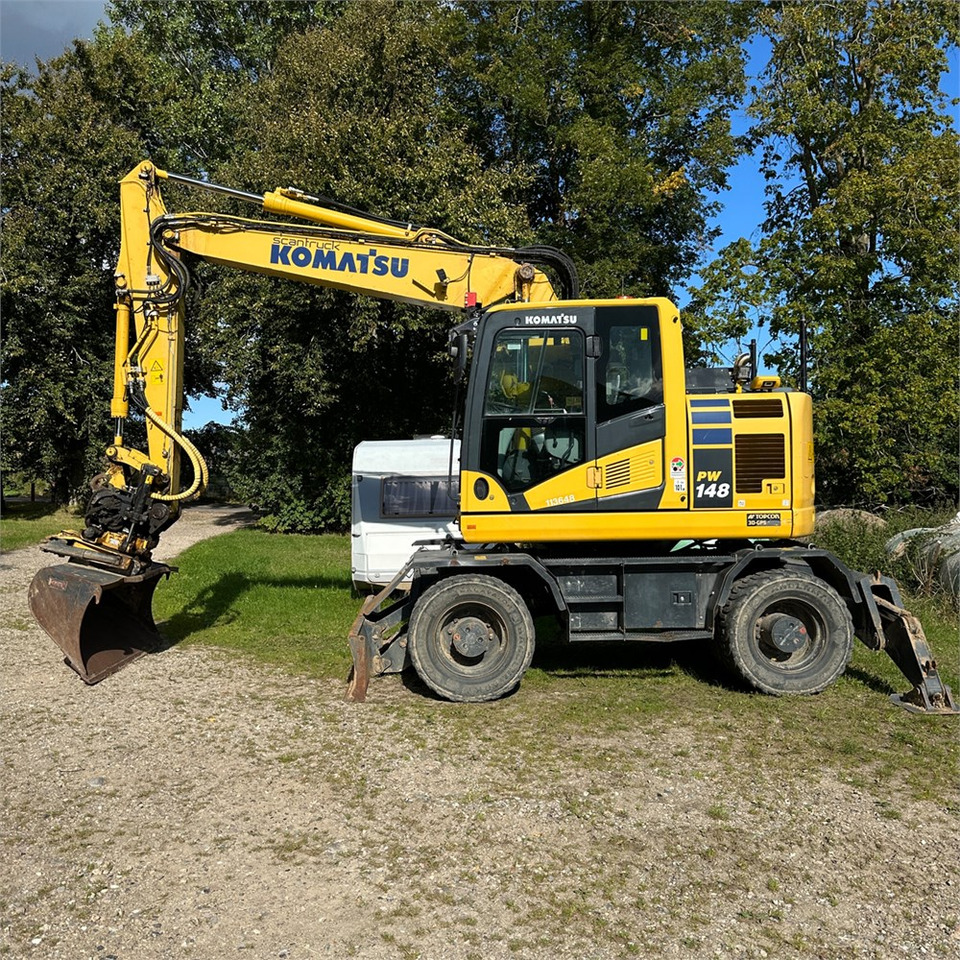 Komatsu PW148-11 - Mobilbagger: das Bild 1 Komatsu PW148-11 - Mobilbagger: das Bild 1