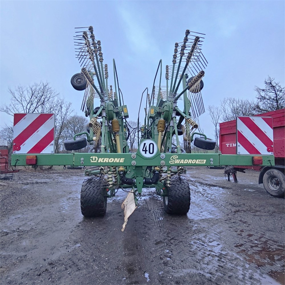 Krone Swadro 1400 - Grünlandtechnik: das Bild 3 Krone Swadro 1400 - Grünlandtechnik: das Bild 3