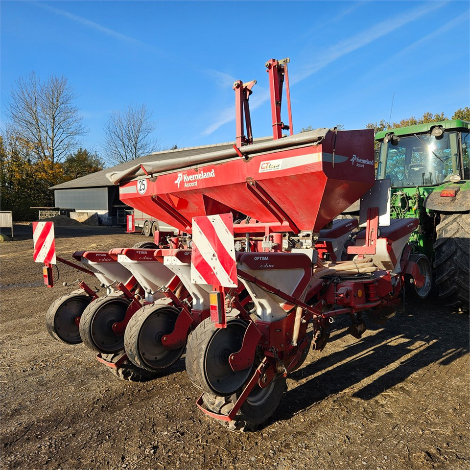 Kverneland Optima E-drive 8 - Sätechnik: das Bild 3 Kverneland Optima E-drive 8 - Sätechnik: das Bild 3