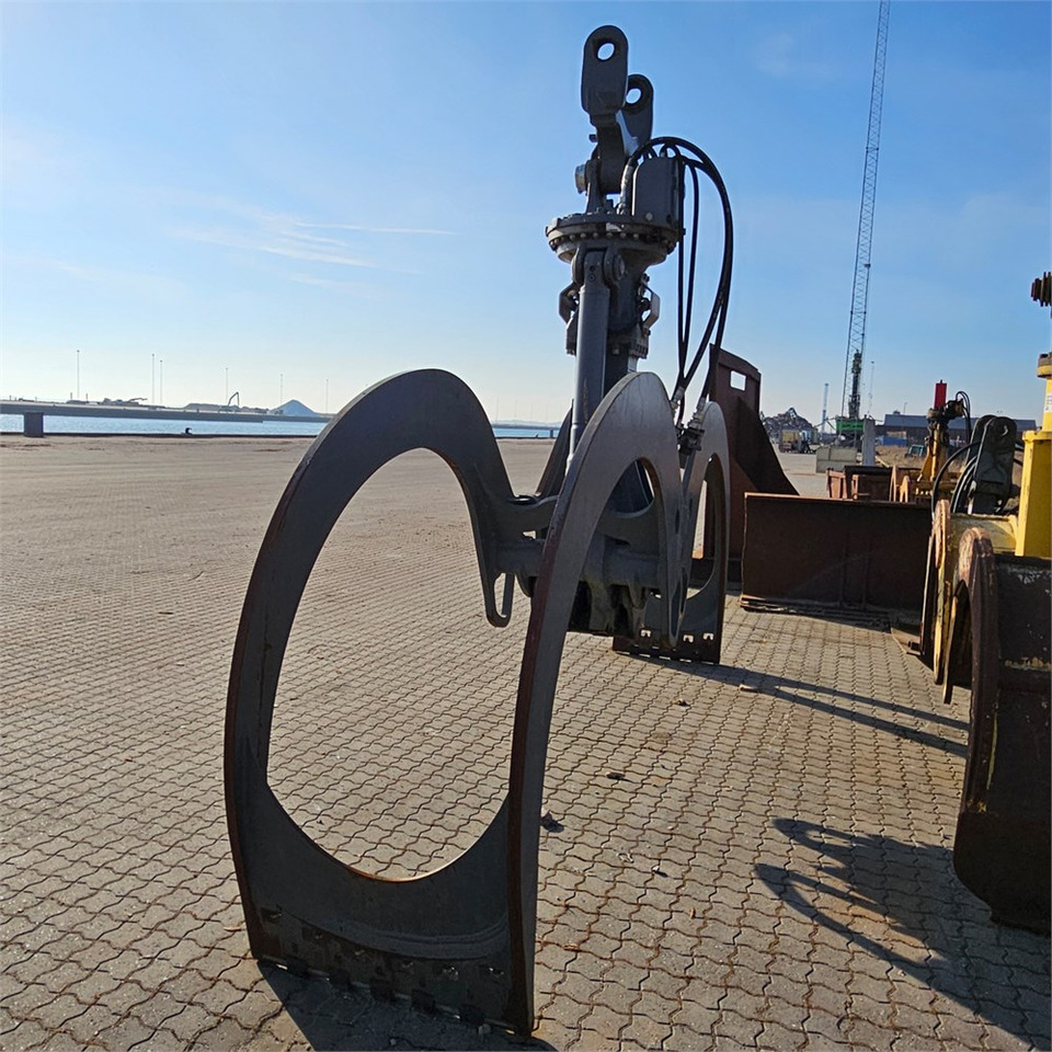 Liebherr GMH 120-1 - Umschlagbagger: das Bild 5 Liebherr GMH 120-1 - Umschlagbagger: das Bild 5