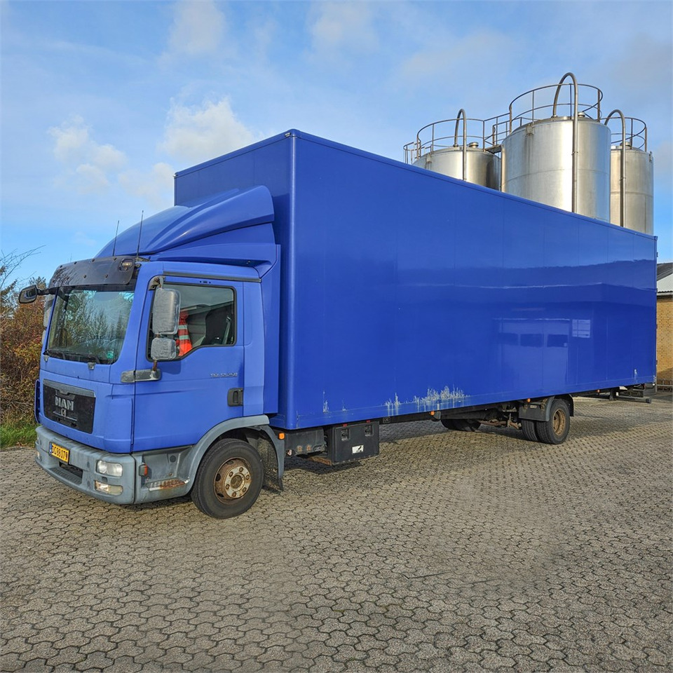MAN TGL 12.250 - Koffer LKW: das Bild 1 MAN TGL 12.250 - Koffer LKW: das Bild 1