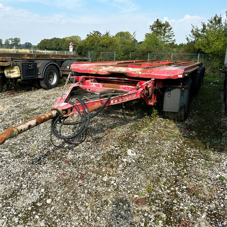 MTDK Transfer trailer - Abrollanhänger/ Absetzanhänger: das Bild 1 MTDK Transfer trailer - Abrollanhänger/ Absetzanhänger: das Bild 1