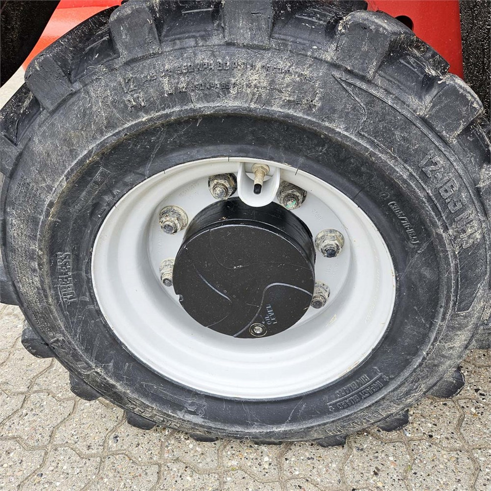Teleskoplader Manitou MT625 H: das Bild 43