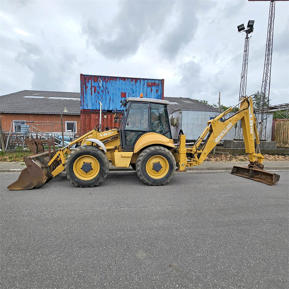 New Holland LB115 - Baggerlader: das Bild 3 New Holland LB115 - Baggerlader: das Bild 3