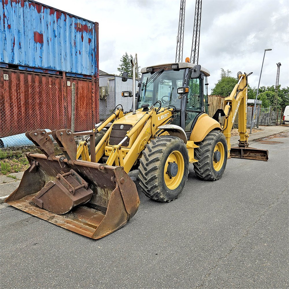 New Holland LB115 - Baggerlader: das Bild 1 New Holland LB115 - Baggerlader: das Bild 1