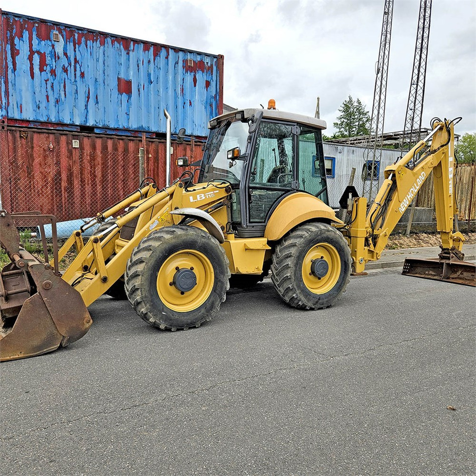 New Holland LB115 - Baggerlader: das Bild 2 New Holland LB115 - Baggerlader: das Bild 2