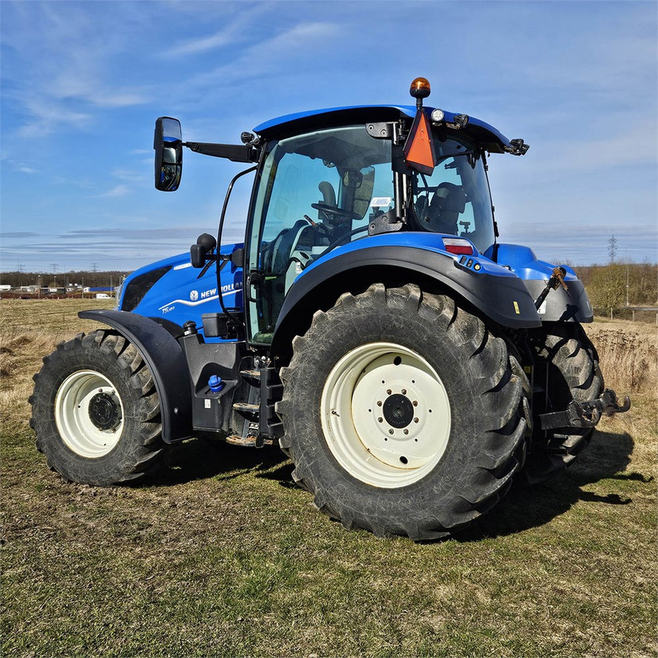 New Holland T5.120 DC - Traktor: das Bild 5 New Holland T5.120 DC - Traktor: das Bild 5