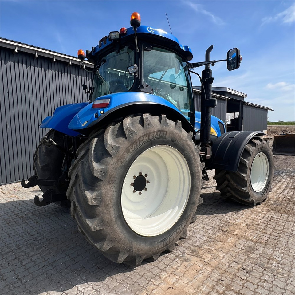 New Holland T6050 - Traktor: das Bild 4 New Holland T6050 - Traktor: das Bild 4